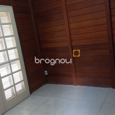 Casa com 60m², 3 quartos, 1 garagem, no bairro Rio Vermelho em Florianópolis