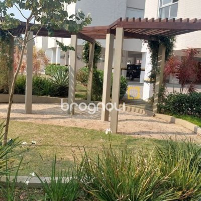 Apartamento com 71m², 2 quartos (sendo 1 suíte), 1 garagem, no bairro Campeche em Florianópolis