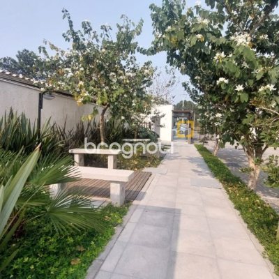 Apartamento com 71m², 2 quartos (sendo 1 suíte), 1 garagem, no bairro Campeche em Florianópolis