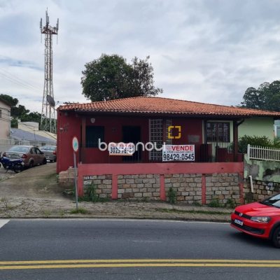 Terreno com 676m², no bairro Carvoeira em Florianópolis