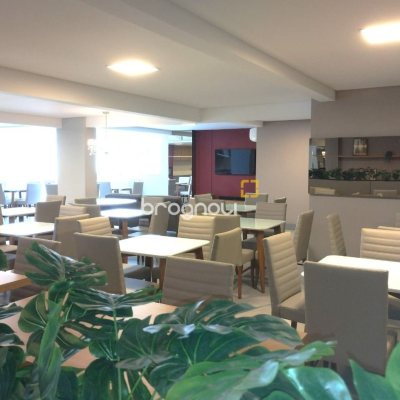 Apartamento com 138m², 3 quartos (sendo 1 suíte), 1 garagem, no bairro Kobrasol em São José