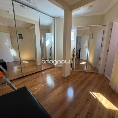 Casa com 278m², 4 quartos (sendo 2 suítes), 2 garagens, no bairro Ponte do Imaruim em Palhoça