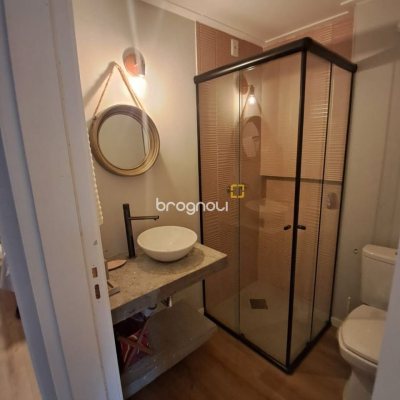 Apartamento com 63m², 2 quartos (sendo 1 suíte), 1 garagem, no bairro Praia Brava em Florianópolis