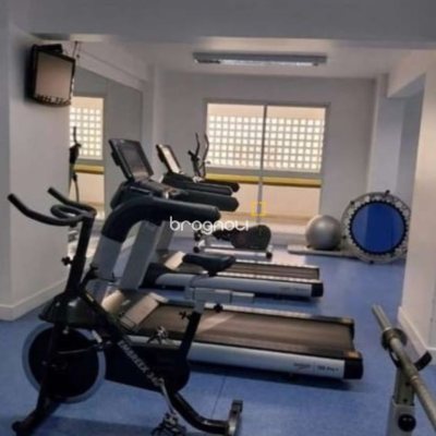 Apartamento com 190m², 3 quartos (sendo 1 suíte), 2 garagens, no bairro Kobrasol em São José