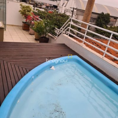 Apartamento com 190m², 3 quartos (sendo 1 suíte), 2 garagens, no bairro Kobrasol em São José