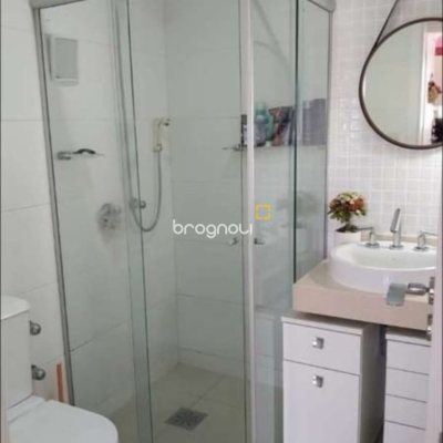 Apartamento com 190m², 3 quartos (sendo 1 suíte), 2 garagens, no bairro Kobrasol em São José