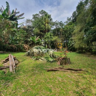 Casa com 350m², 4 quartos (sendo 2 suítes), 4 garagens, no bairro Santo Antônio de Lisboa em Florianópolis