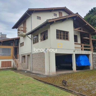 Casa com 350m², 4 quartos (sendo 2 suítes), 4 garagens, no bairro Santo Antônio de Lisboa em Florianópolis