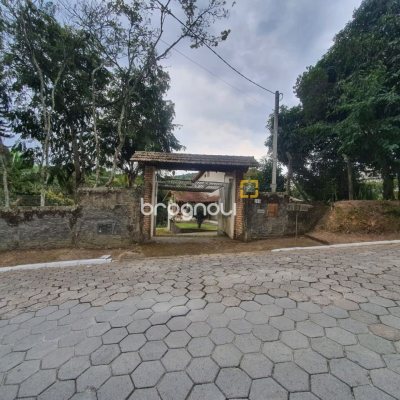 Casa com 350m², 4 quartos (sendo 2 suítes), 4 garagens, no bairro Santo Antônio de Lisboa em Florianópolis