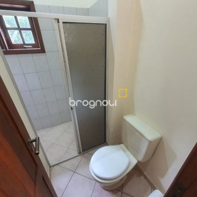 Casa com 350m², 4 quartos (sendo 2 suítes), 4 garagens, no bairro Santo Antônio de Lisboa em Florianópolis