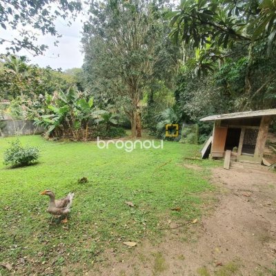 Casa com 350m², 4 quartos (sendo 2 suítes), 4 garagens, no bairro Santo Antônio de Lisboa em Florianópolis