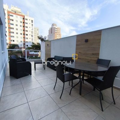 Apartamento com 61m², 2 quartos (sendo 1 suíte), 2 garagens, no bairro Pedra Branca em Palhoça