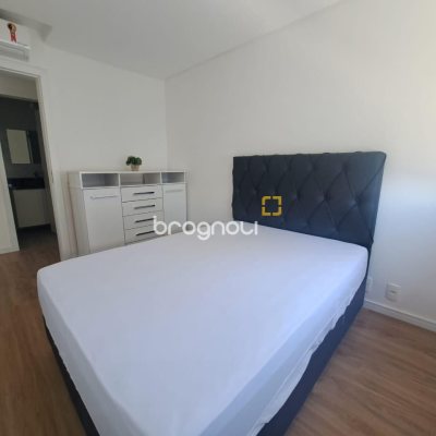 Apartamento com 61m², 2 quartos (sendo 1 suíte), 2 garagens, no bairro Pedra Branca em Palhoça