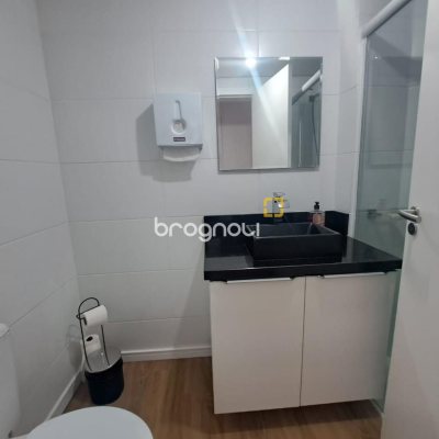 Apartamento com 61m², 2 quartos (sendo 1 suíte), 2 garagens, no bairro Pedra Branca em Palhoça