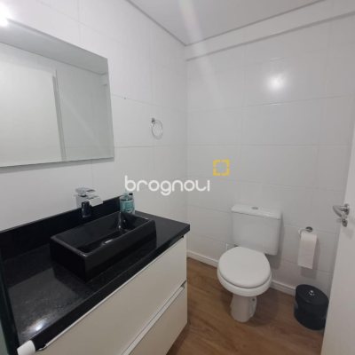 Apartamento com 61m², 2 quartos (sendo 1 suíte), 2 garagens, no bairro Pedra Branca em Palhoça