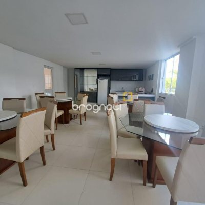 Apartamento com 61m², 2 quartos (sendo 1 suíte), 2 garagens, no bairro Pedra Branca em Palhoça