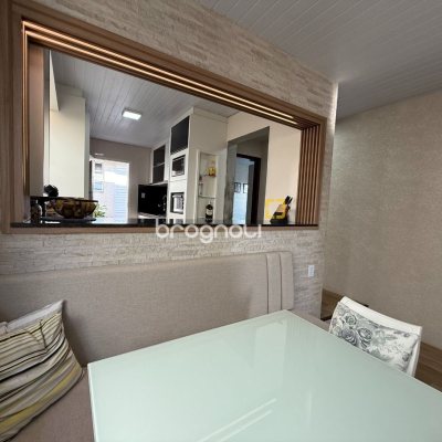 Casa com 112m², 3 quartos, 2 garagens, no bairro Ipiranga em São José