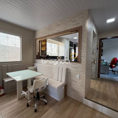 Casa com 112m², 3 quartos, 2 garagens, no bairro Ipiranga em São José