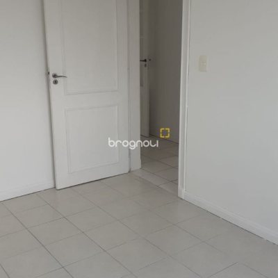 Apartamento com 72m², 3 quartos, 1 garagem, no bairro Canto em Florianópolis