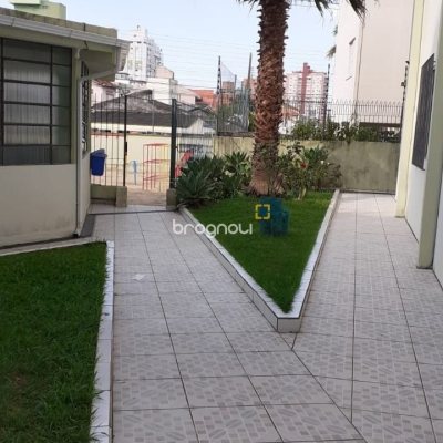 Apartamento com 72m², 3 quartos, 1 garagem, no bairro Canto em Florianópolis