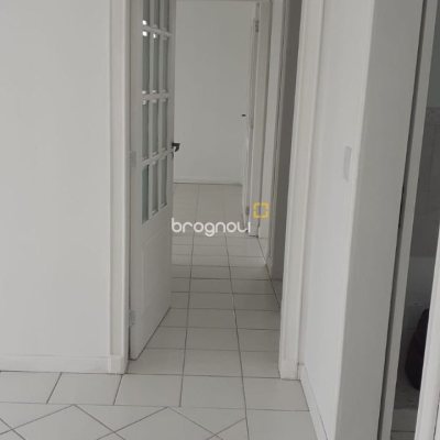 Apartamento com 72m², 3 quartos, 1 garagem, no bairro Canto em Florianópolis
