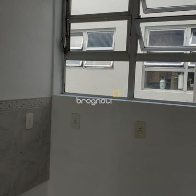 Apartamento com 72m², 3 quartos, 1 garagem, no bairro Canto em Florianópolis