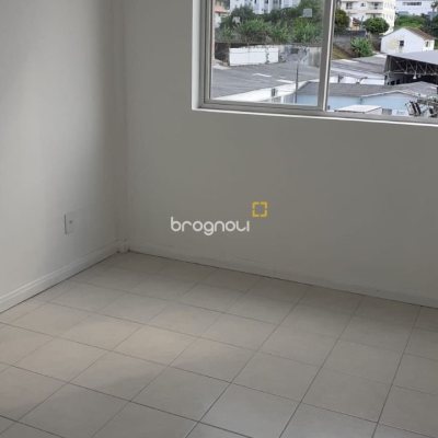 Apartamento com 72m², 3 quartos, 1 garagem, no bairro Canto em Florianópolis