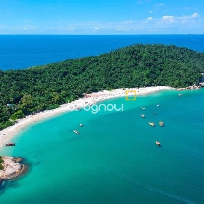 Terreno com 360m², no bairro Carianos em Florianópolis