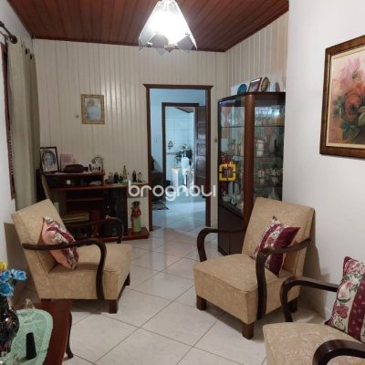 Terreno com 896m², no bairro Ribeirão da Ilha em Florianópolis