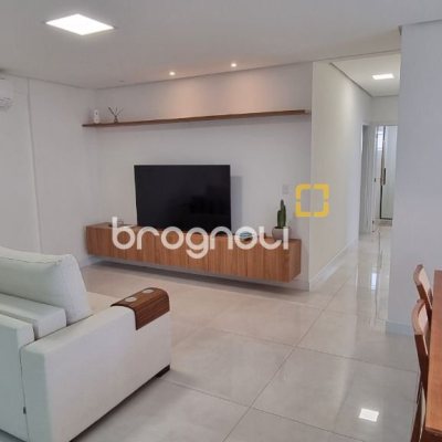 Apartamento com 120m², 3 quartos (sendo 1 suíte), 1 garagem, no bairro Nossa Senhora do Rosário em São José