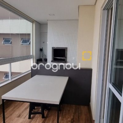 Apartamento com 120m², 3 quartos (sendo 1 suíte), 1 garagem, no bairro Nossa Senhora do Rosário em São José