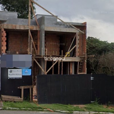 Casa com 97m², 3 quartos (sendo 1 suíte), 1 garagem, no bairro Forquilhas em São José