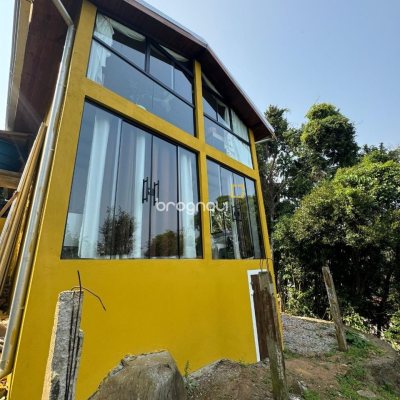 Casa com 100m², 4 quartos, 5 garagens, no bairro Ponta das Canas em Florianópolis