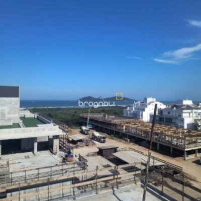 Cobertura com 177m², 3 quartos (sendo 1 suíte), 3 garagens, no bairro Campeche em Florianópolis