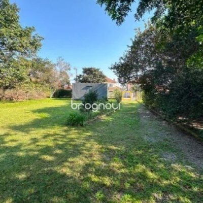 Terreno com 1367m², no bairro Campeche em Florianópolis