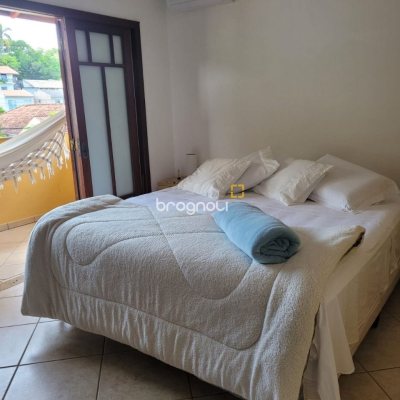 Casa com 123m², 3 quartos (sendo 1 suíte), 2 garagens, no bairro Canasvieiras em Florianópolis
