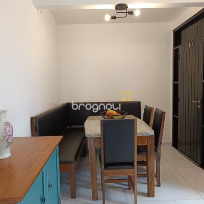 Casa com 440m², 4 quartos (sendo 1 suíte), 3 garagens, no bairro Ingleses em Florianópolis