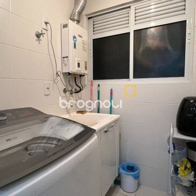 Apartamento com 101m², 3 quartos (sendo 3 suítes), 2 garagens, no bairro Jardim Atlântico em Florianópolis