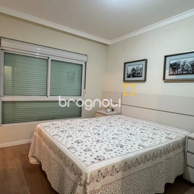 Apartamento com 101m², 3 quartos (sendo 3 suítes), 2 garagens, no bairro Jardim Atlântico em Florianópolis
