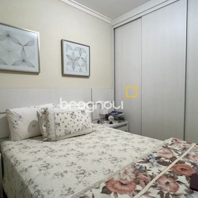 Apartamento com 101m², 3 quartos (sendo 3 suítes), 2 garagens, no bairro Jardim Atlântico em Florianópolis