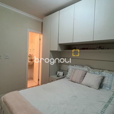 Apartamento com 101m², 3 quartos (sendo 3 suítes), 2 garagens, no bairro Jardim Atlântico em Florianópolis