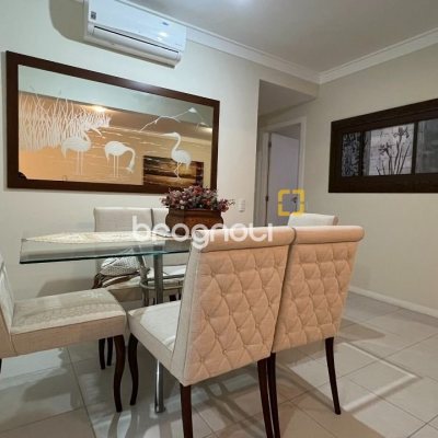 Apartamento com 101m², 3 quartos (sendo 3 suítes), 2 garagens, no bairro Jardim Atlântico em Florianópolis