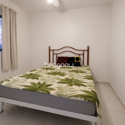 Casa com 350m², 5 quartos (sendo 1 suíte), 4 garagens, no bairro Cachoeira do Bom Jesus em Florianópolis