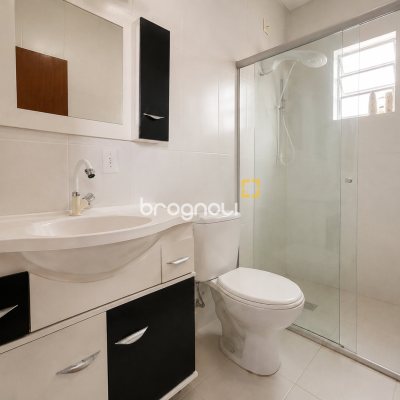 Casa com 350m², 5 quartos (sendo 1 suíte), 4 garagens, no bairro Cachoeira do Bom Jesus em Florianópolis