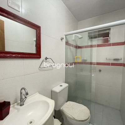 Casa com 350m², 5 quartos (sendo 1 suíte), 4 garagens, no bairro Cachoeira do Bom Jesus em Florianópolis