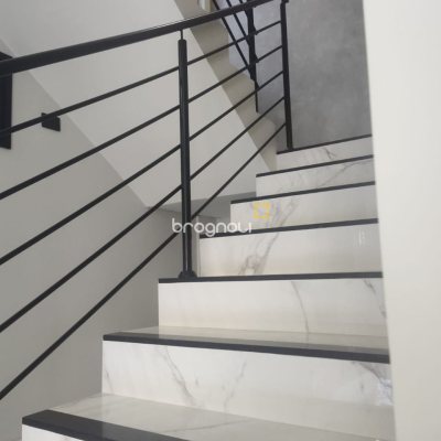 Casa com 184m², 3 quartos (sendo 3 suítes), 2 garagens, no bairro Trindade em Florianópolis