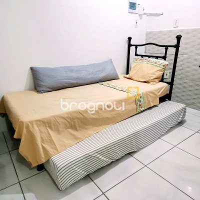 Casa com 490m², 14 quartos (sendo 1 suíte), 2 garagens, no bairro Canasvieiras em Florianópolis