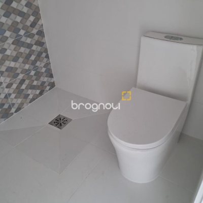 Casa com 181m², 4 quartos (sendo 4 suítes), 2 garagens, no bairro Ingleses em Florianópolis