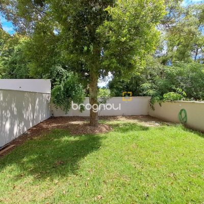 Casa com 181m², 4 quartos (sendo 4 suítes), 2 garagens, no bairro Ingleses em Florianópolis