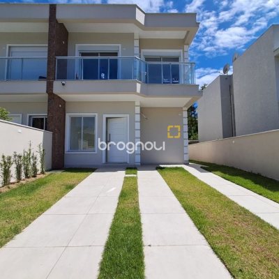 Casa com 181m², 4 quartos (sendo 4 suítes), 2 garagens, no bairro Ingleses em Florianópolis